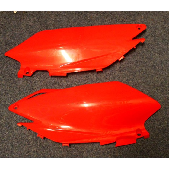 PLAQUES LATERALES CRF250 / CRF450 2011 RED